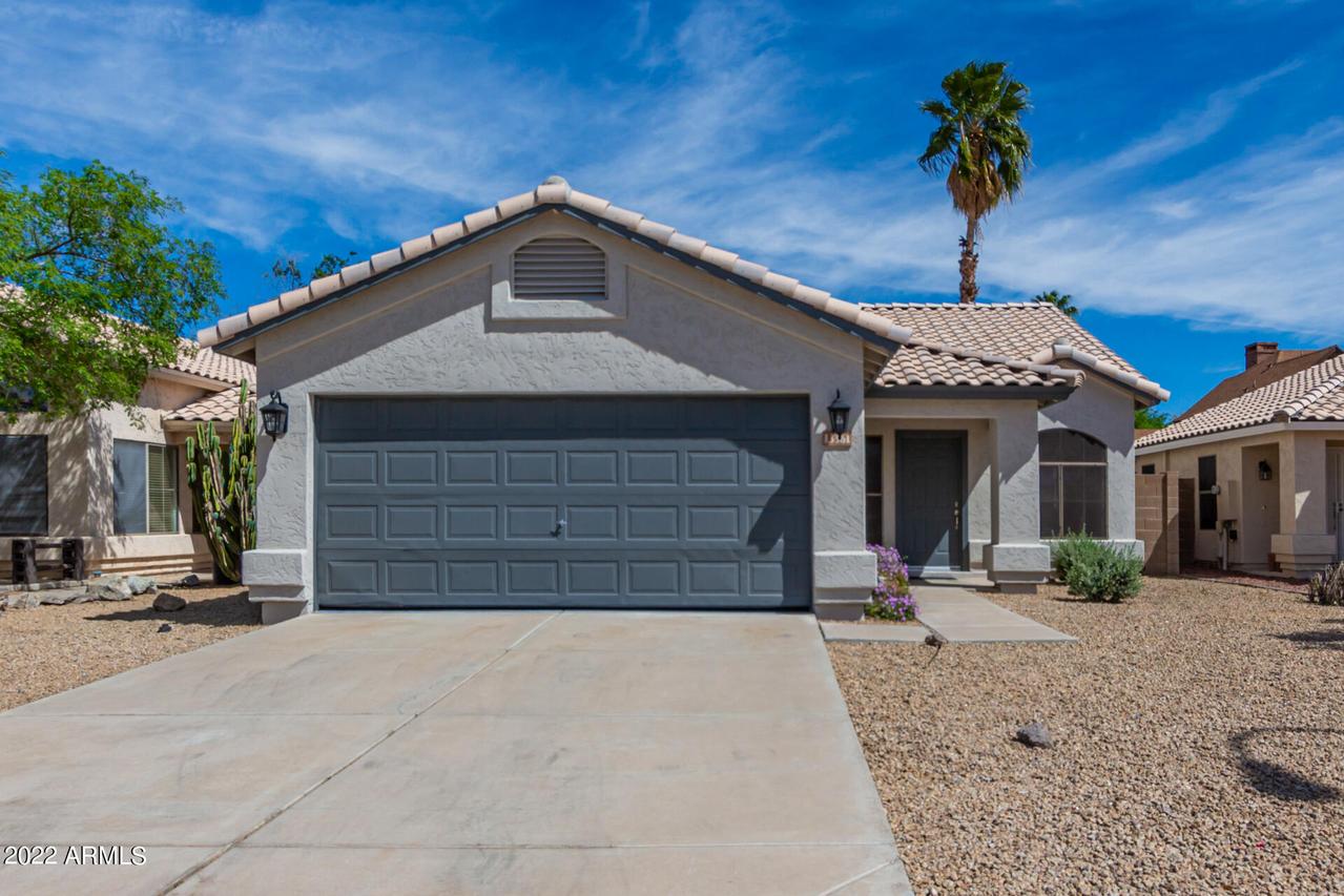 13361 N 82nd Dr., Peoria, AZ 85381