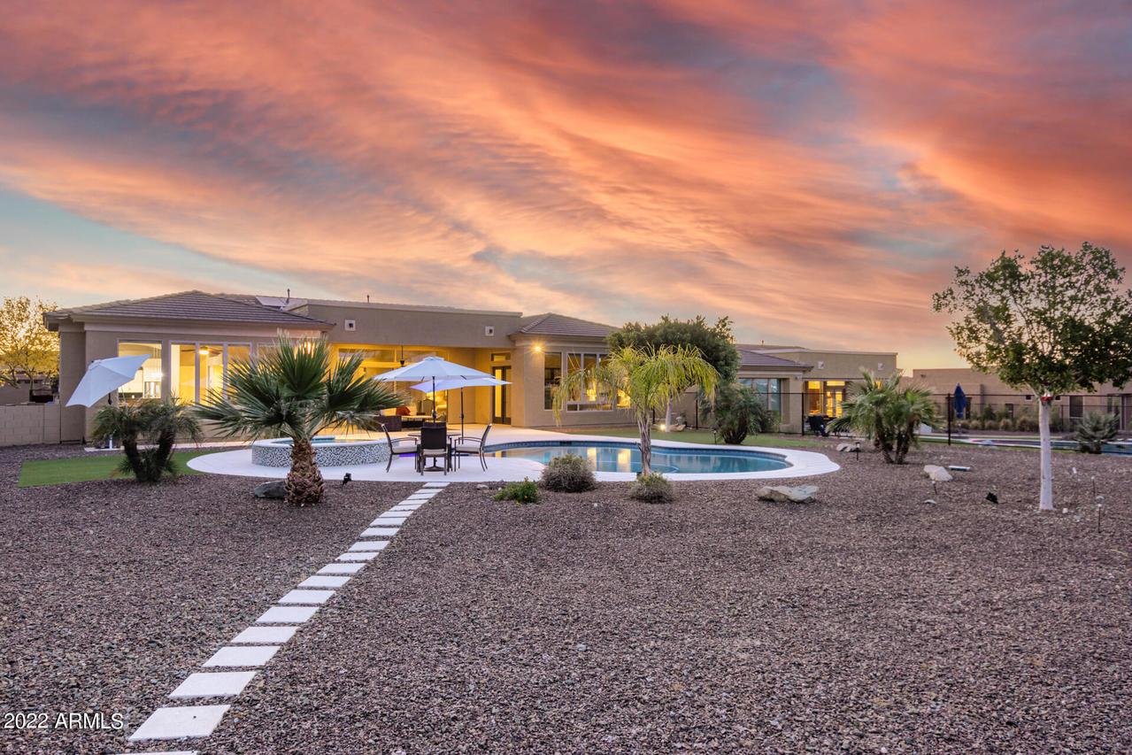 8515 S 31st Way, Phoenix, AZ 85042