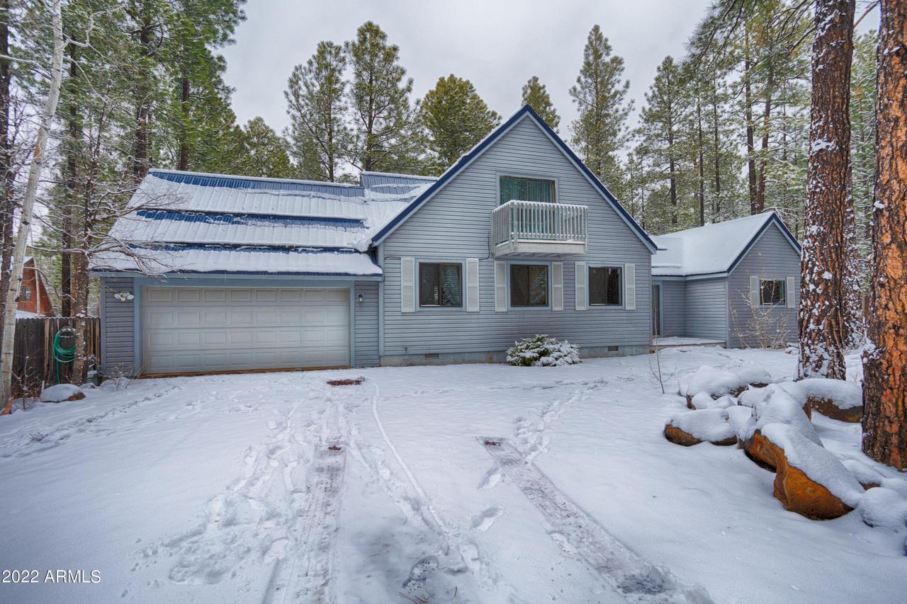 6239 Christmas Tree Cir., Pinetop, AZ 85935