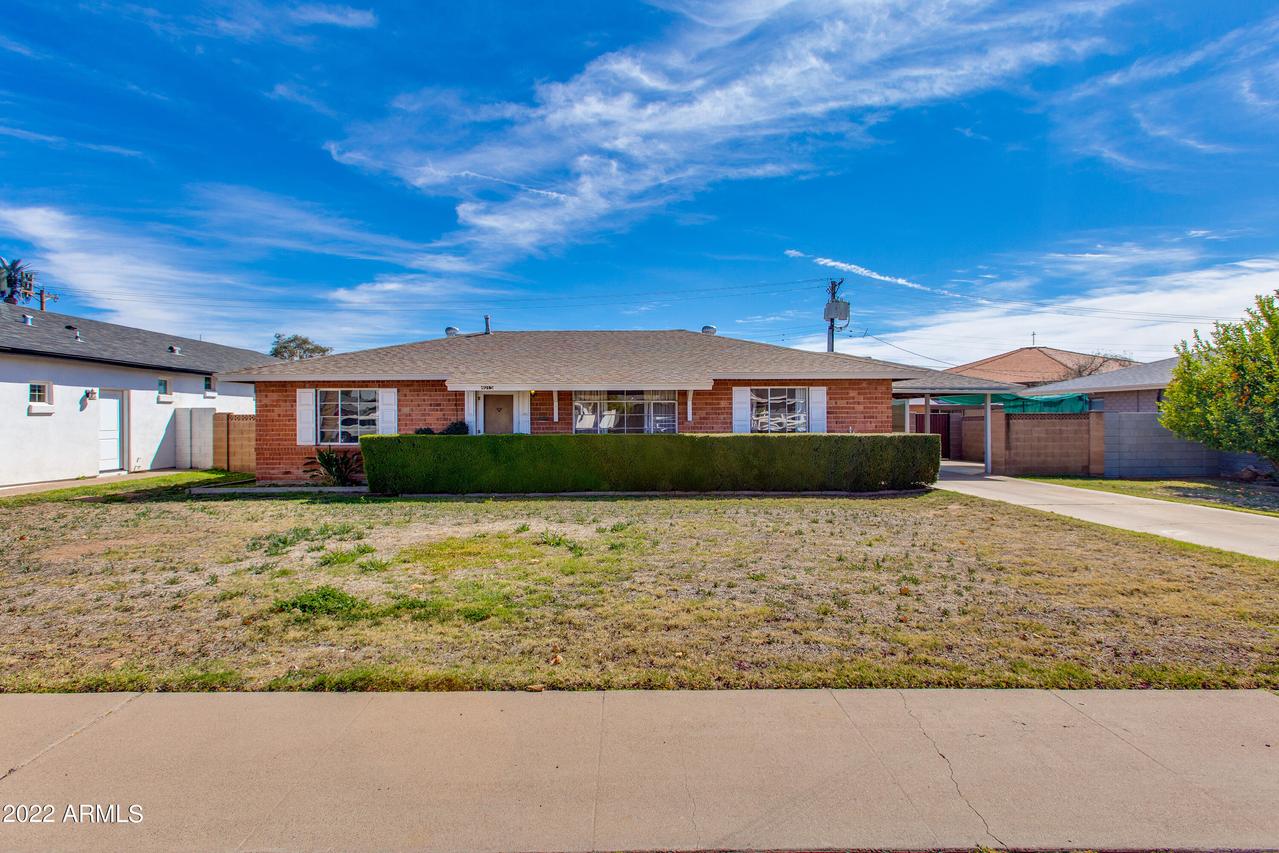 4015 E Glenrosa Ave., Phoenix, AZ 85018