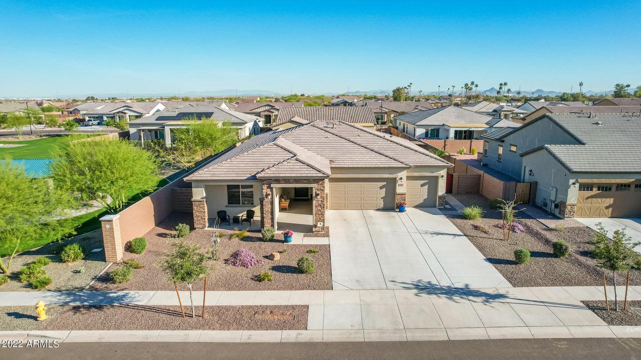 2214 W Samantha Way, Phoenix, AZ 85041