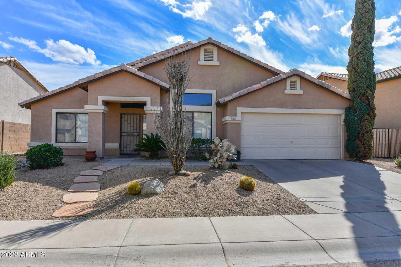 2105 E Cielo Grande Ave., Phoenix, AZ 85024