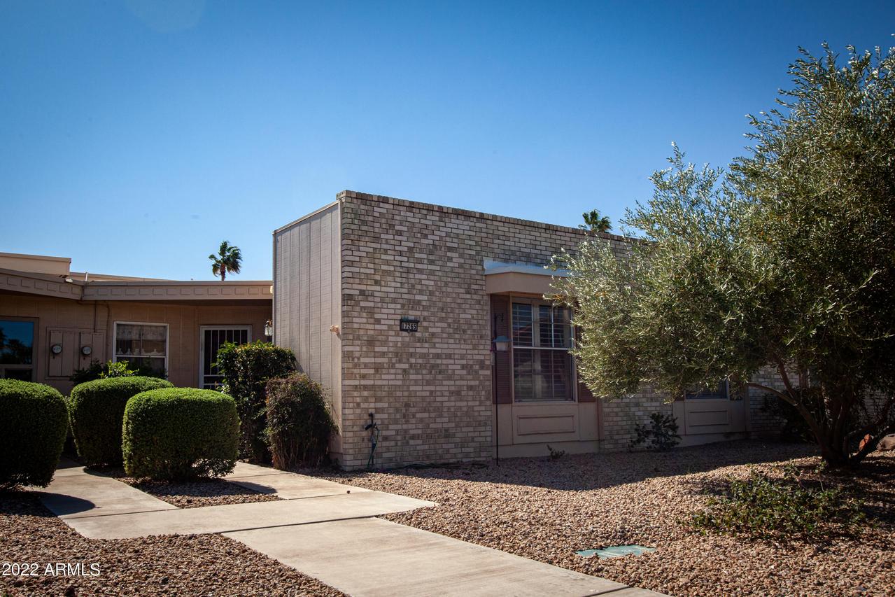 17265 N Del Webb Blvd., Sun City, AZ 85373
