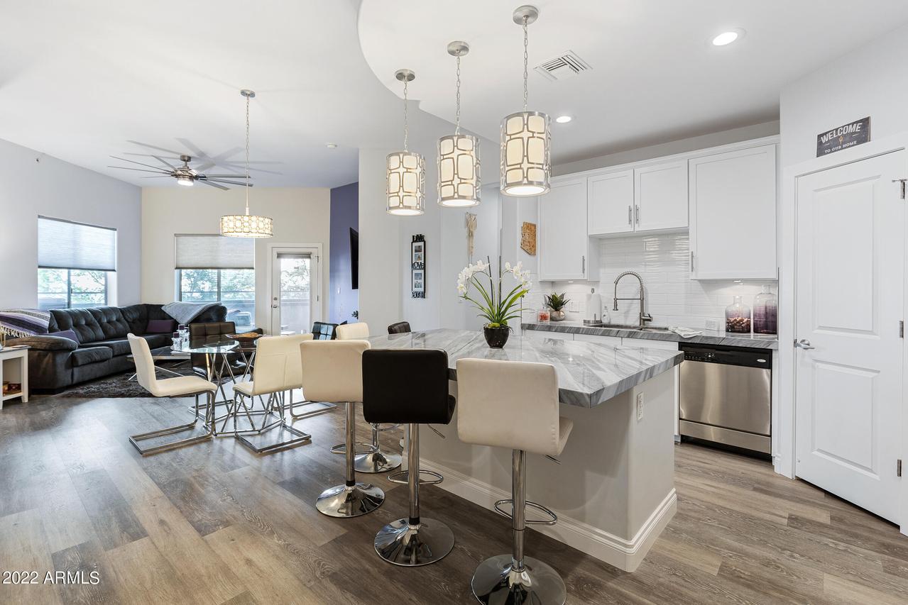 945 E Playa Del Norte Dr. #1018, Tempe, AZ 85288