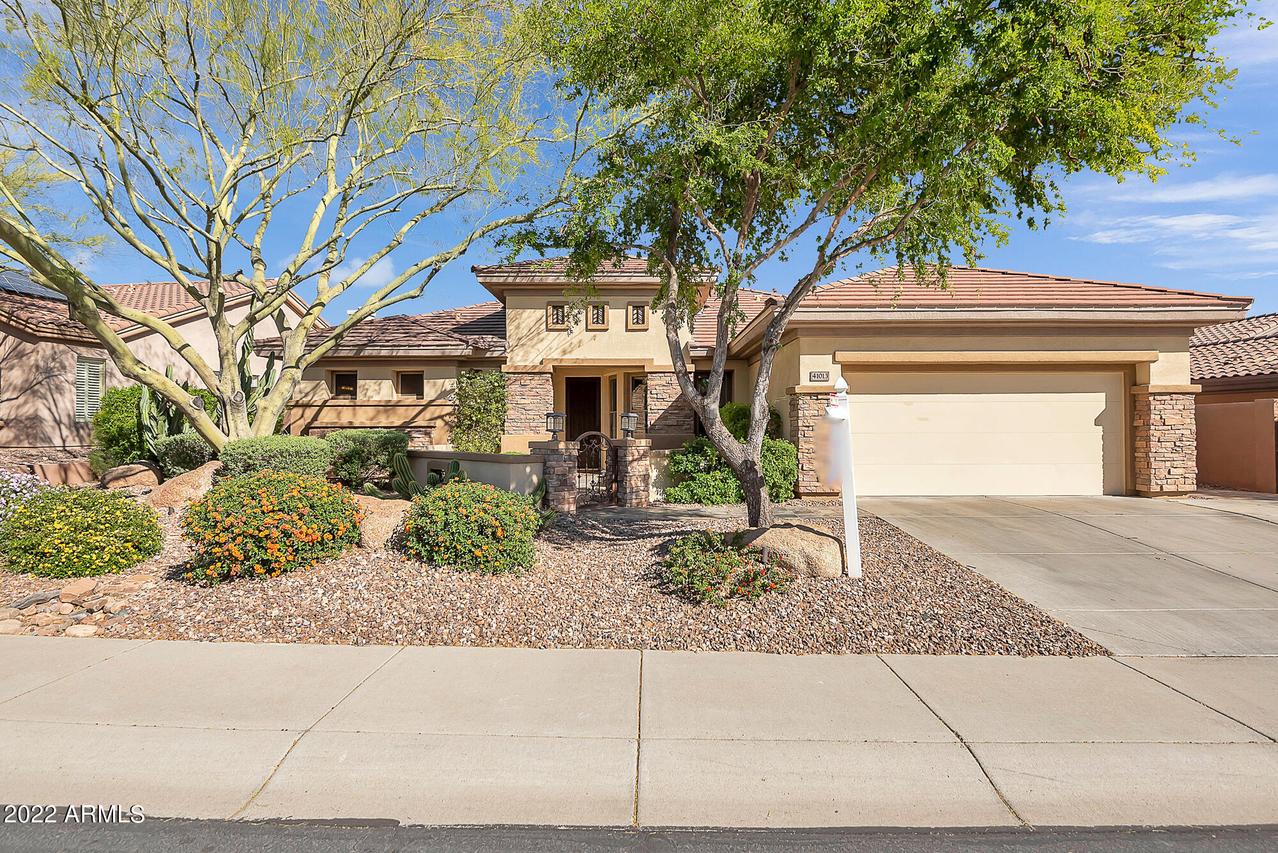 41013 N Congressional Dr., Phoenix, AZ 85086