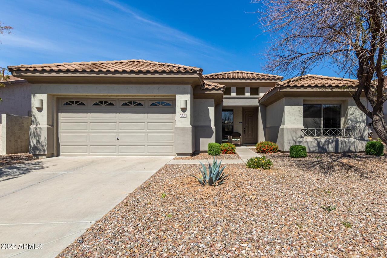 7326 E Minton Cir., Mesa, AZ 85207