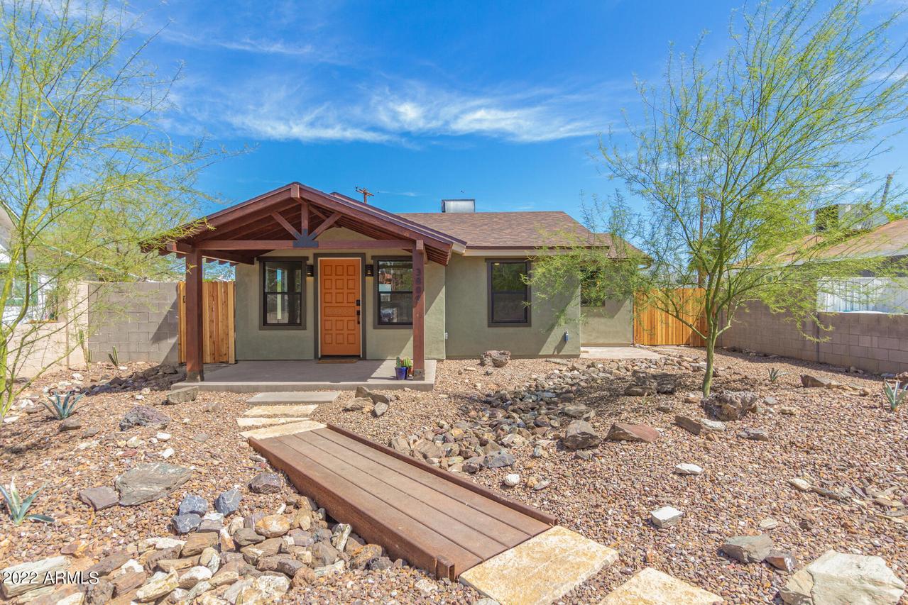 3809 N 9th St., Phoenix, AZ 85014