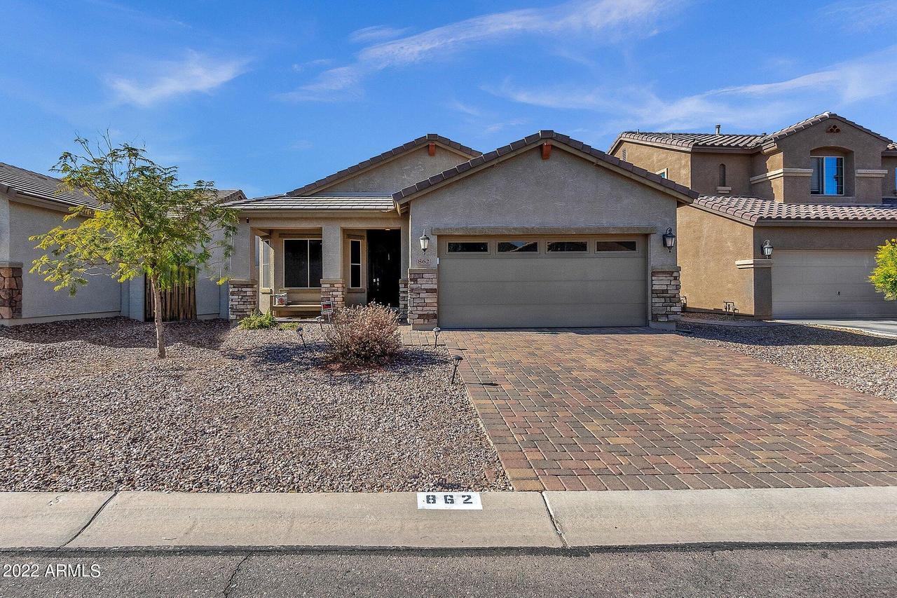862 E Gold Dust Way, San Tan Valley, AZ 85143