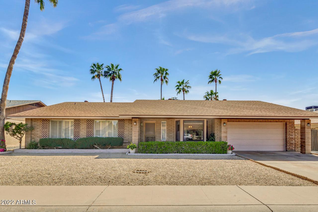 407 E Angela Dr., Phoenix, AZ 85022