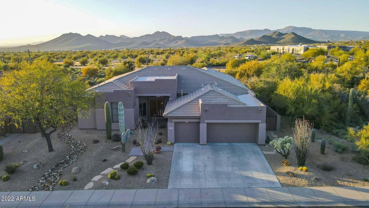 5916 E Dusty Coyote Cir., Scottsdale, AZ 85266