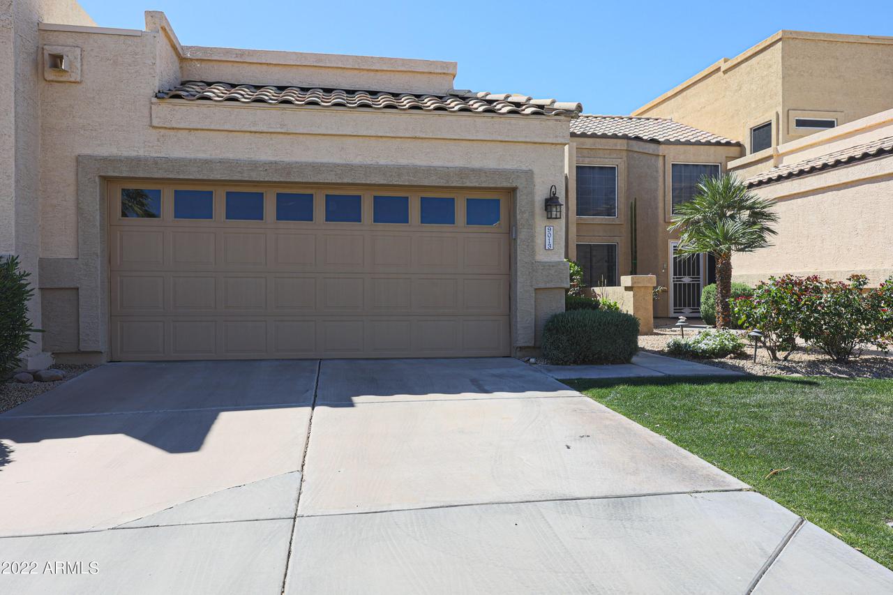 9013 W Port Royale Ln., Peoria, AZ 85381