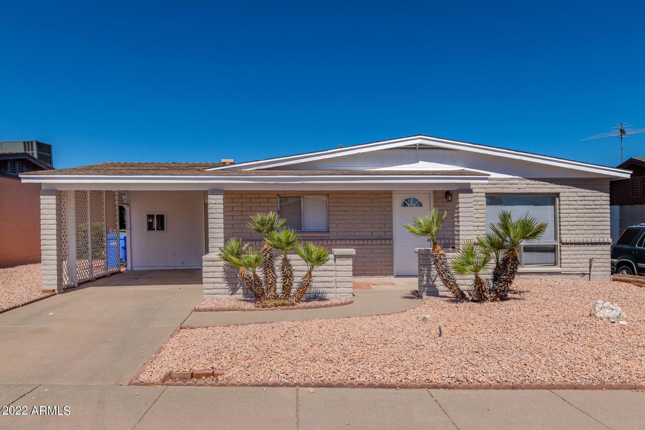 2126 E Gretta Pl., Phoenix, AZ 85022