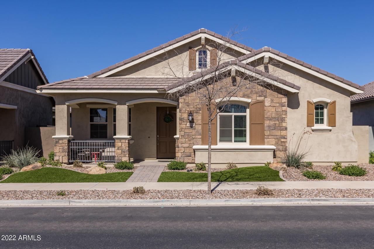 4150 E Cynthia St., Gilbert, AZ 85295