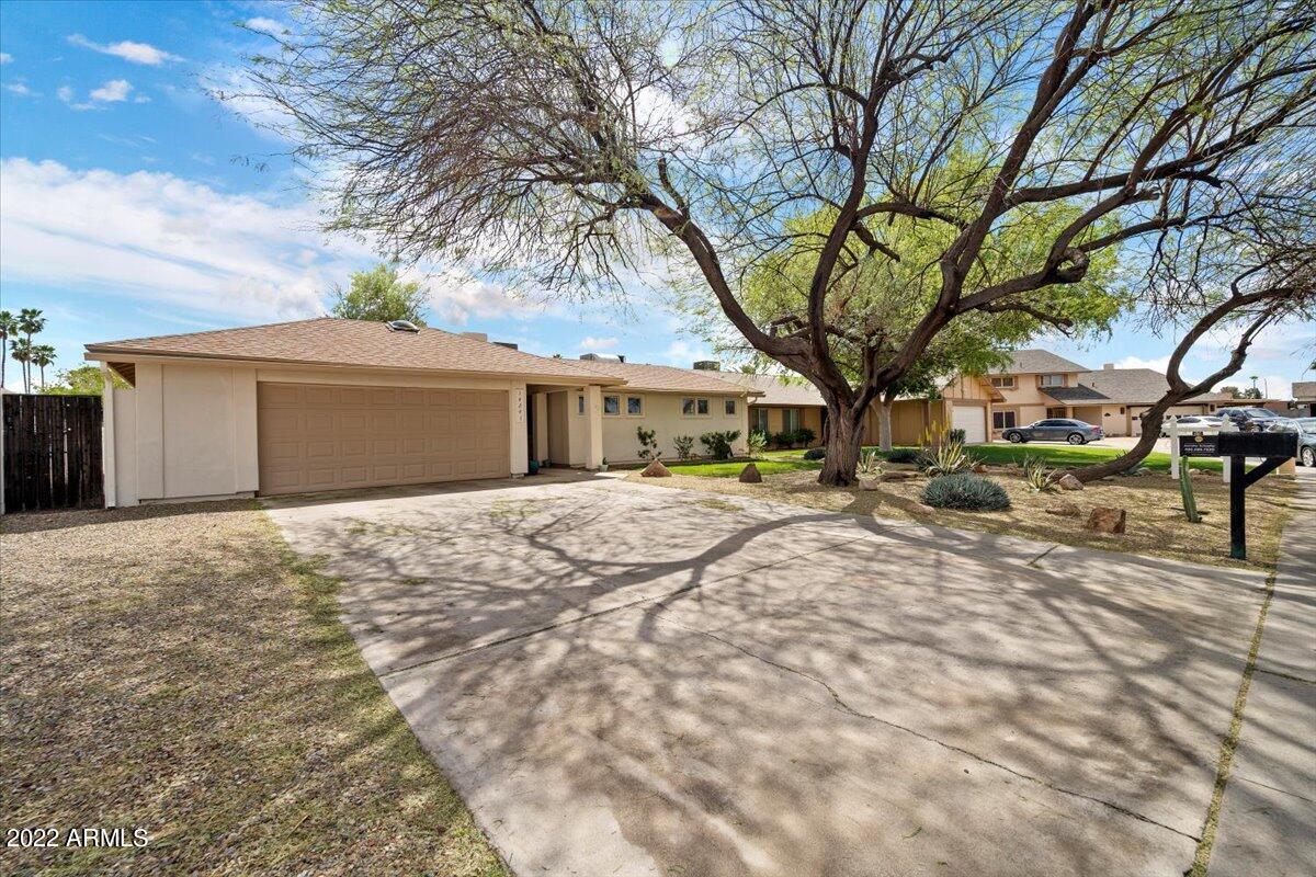 14241 N 41st Dr., Phoenix, AZ 85053