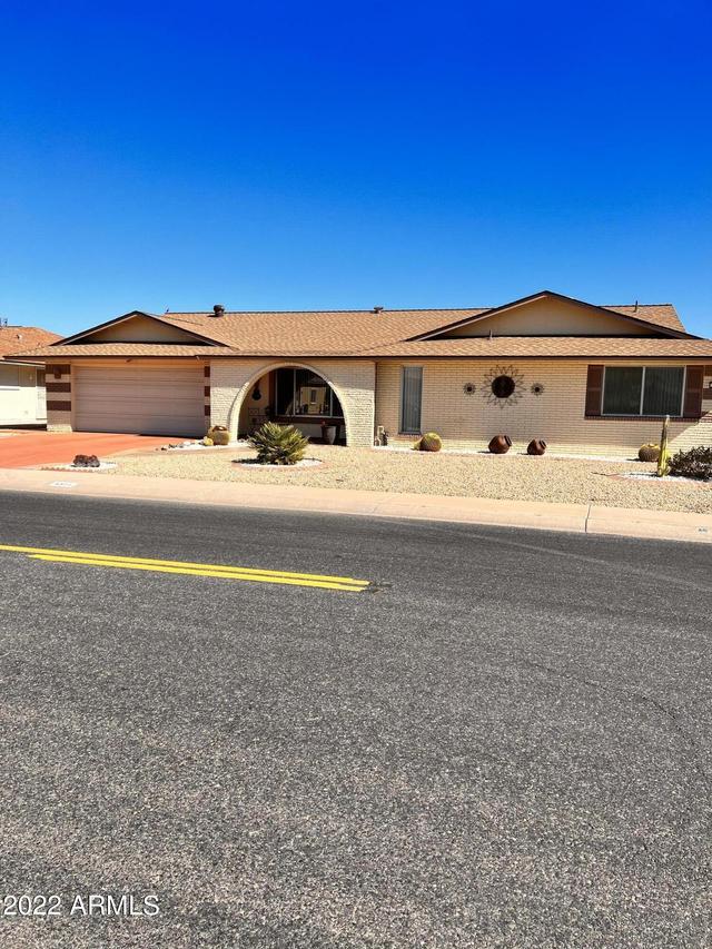 9302 W Manzanita Dr., Sun City, AZ 85373