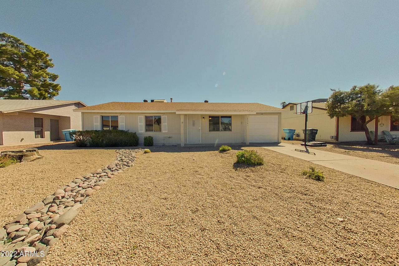 14241 N 37th Way, Phoenix, AZ 85032