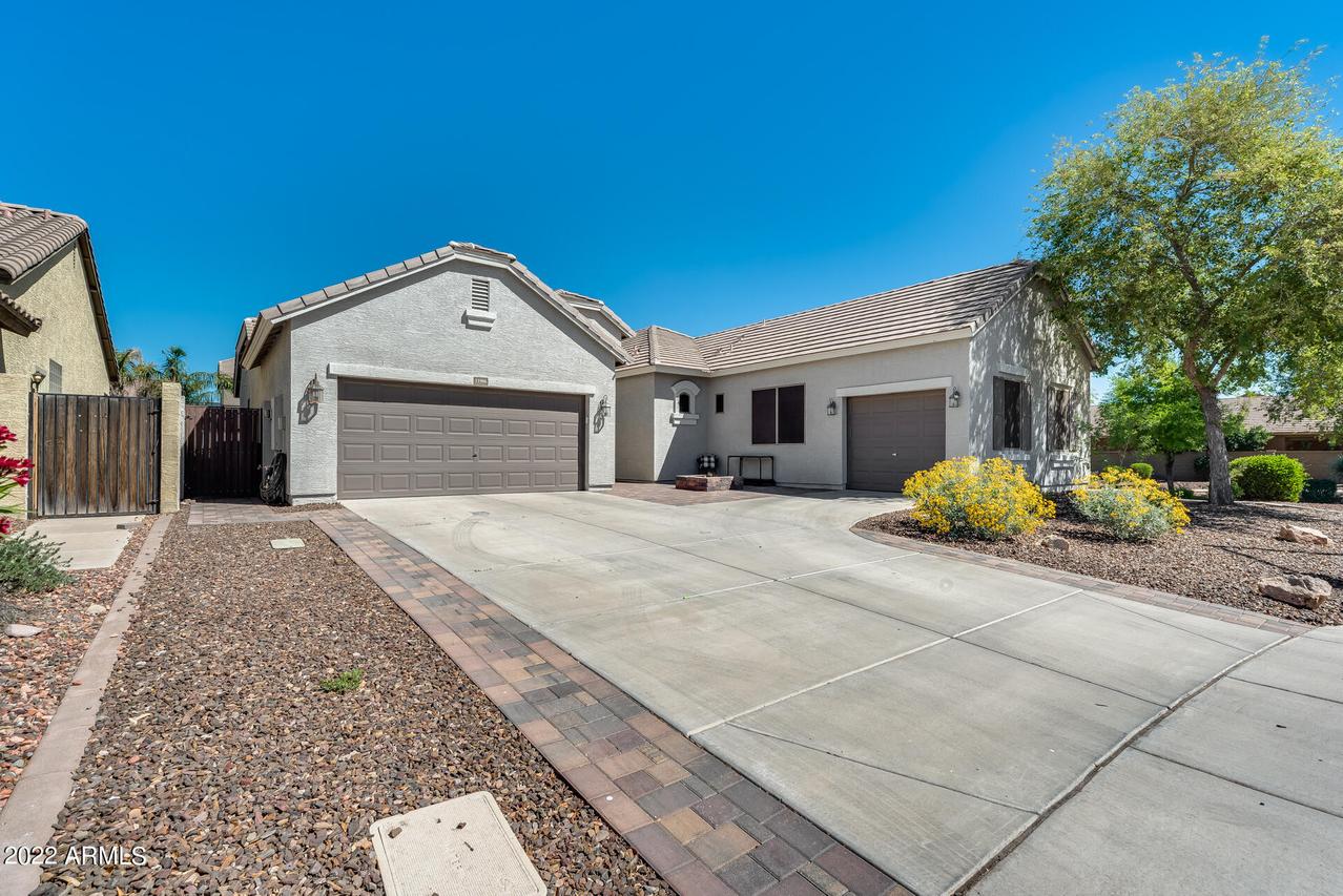 11906 W Jessie Ln., Sun City, AZ 85373
