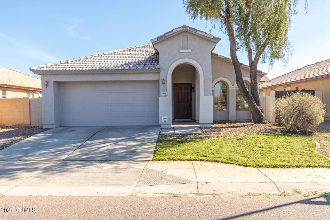 7707 S 48th Ln., Laveen, AZ 85339