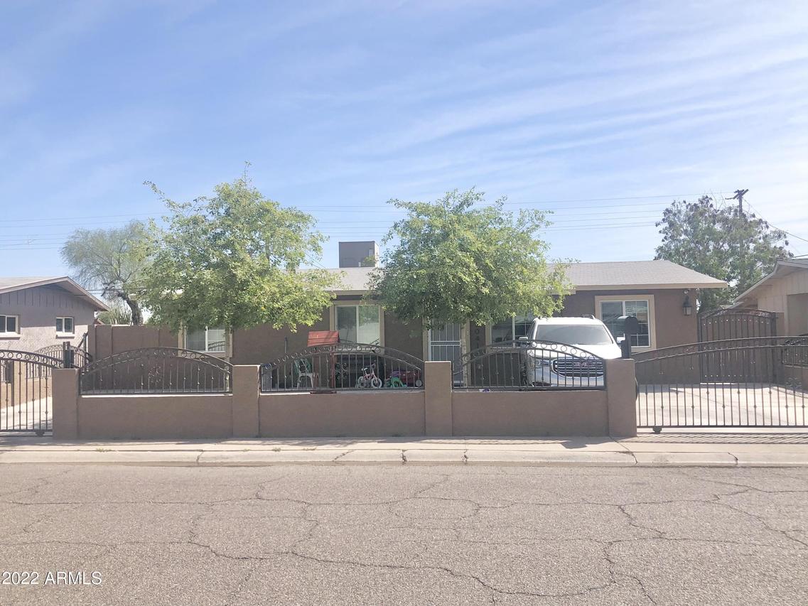 5041 S 37th Dr., Phoenix, AZ 85041