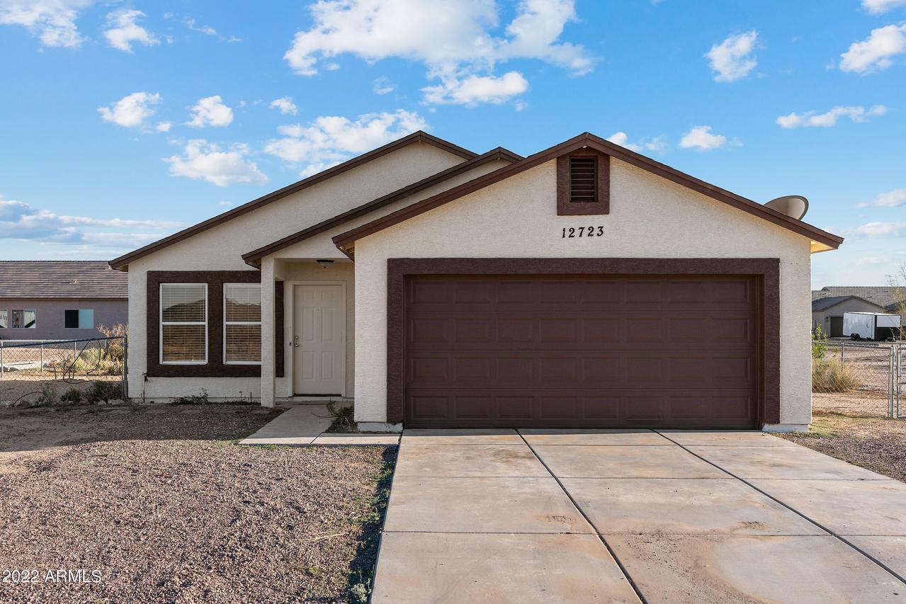 12723 W Jenero Dr., Arizona City, AZ 85123