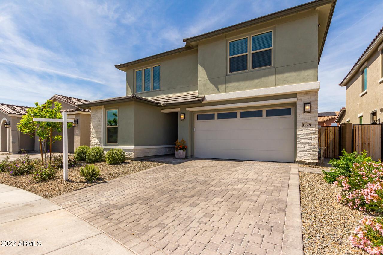 1528 S Park Grove Ln., Gilbert, AZ 85296