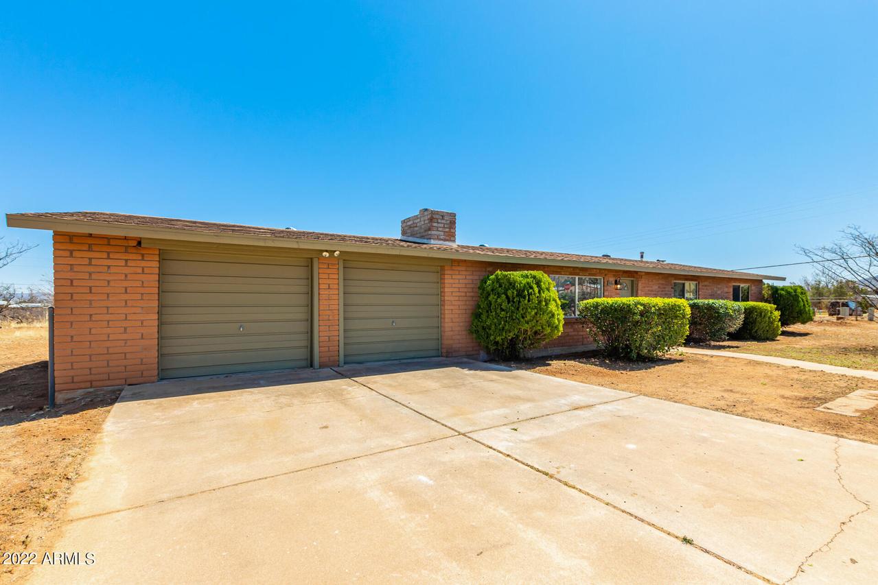 5153 S Santa Elena Ave., Sierra Vista, AZ 85650