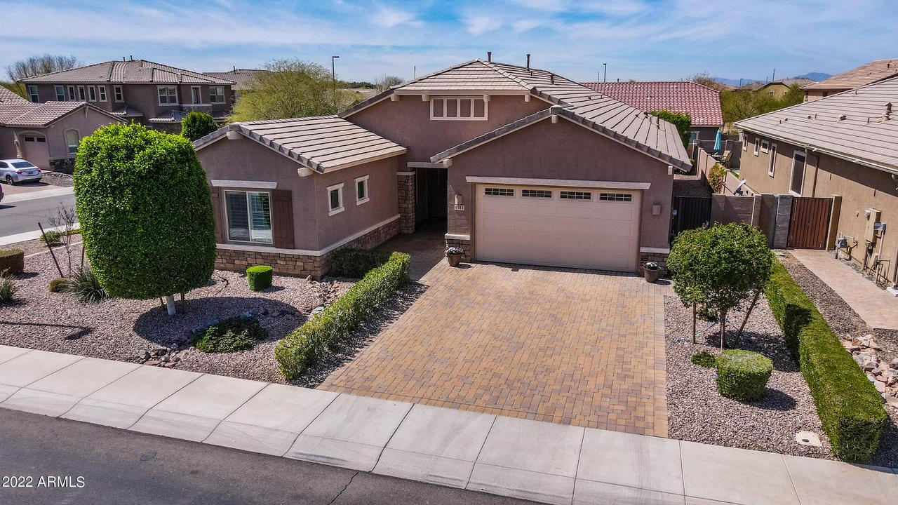 4984 S Leisure Way, Gilbert, AZ 85298