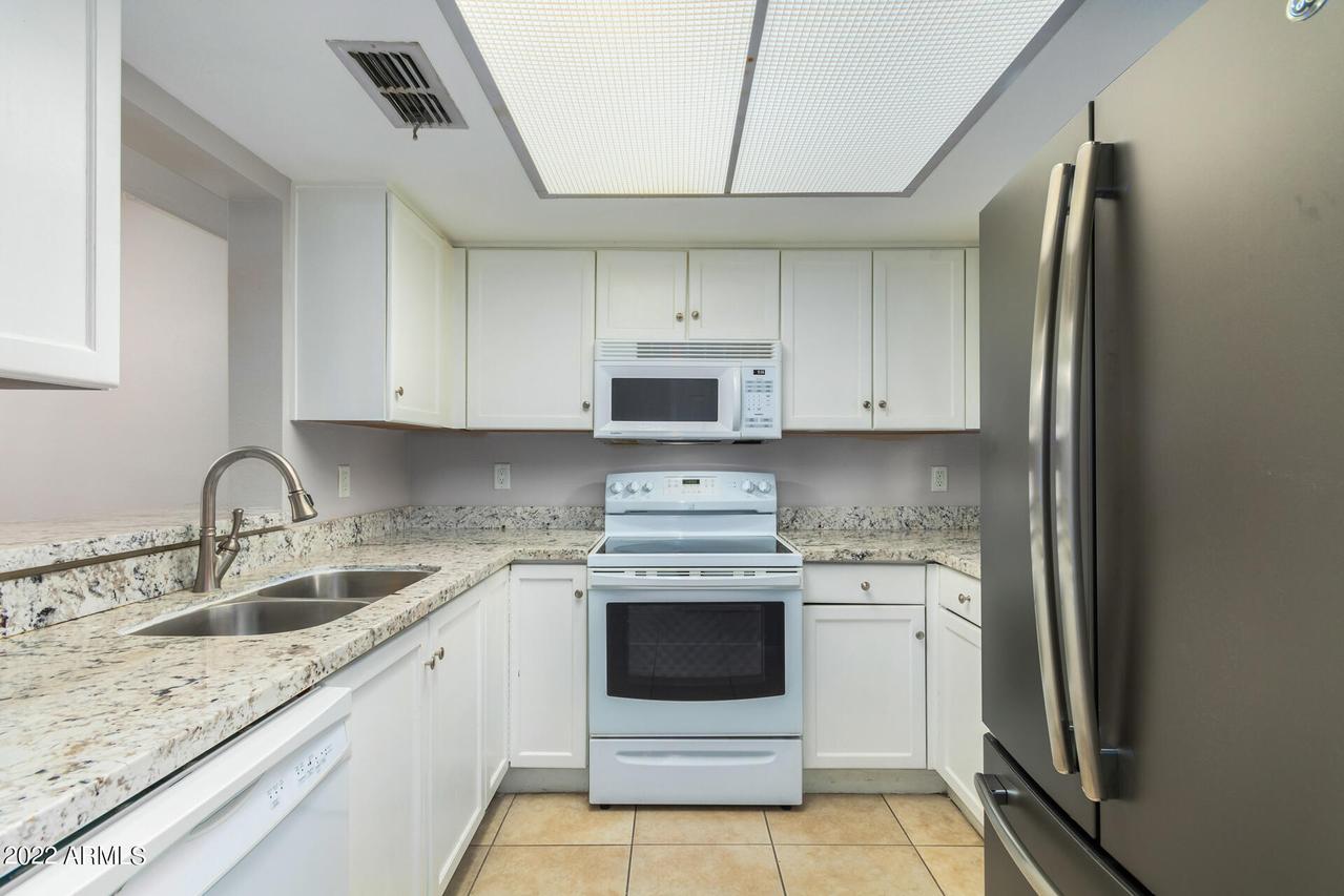 715 S Extension Rd. #9, Mesa, AZ 85210