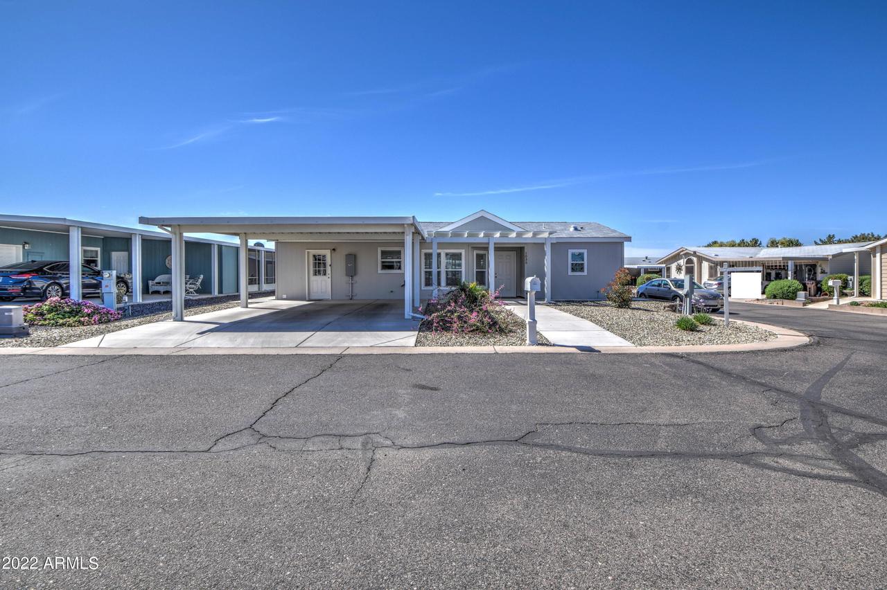 1035 E Four St., San Tan Valley, AZ 85140
