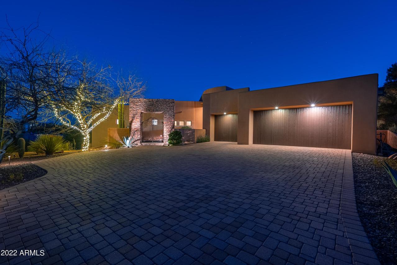 14819 E Paradise Dr., Fountain Hills, AZ 85268