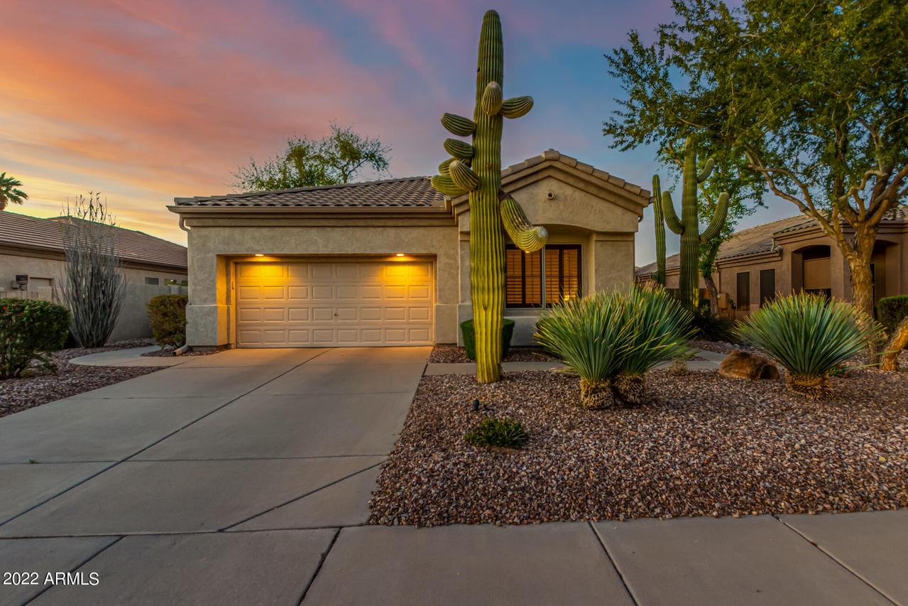 892 W Raven Dr., Chandler, AZ 85248