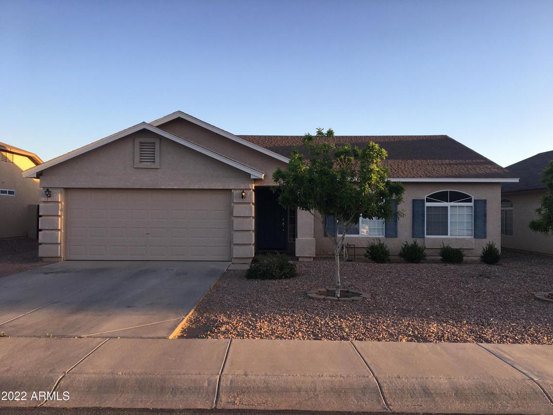 4547 E Meadow Land Dr., San Tan Valley, AZ 85140