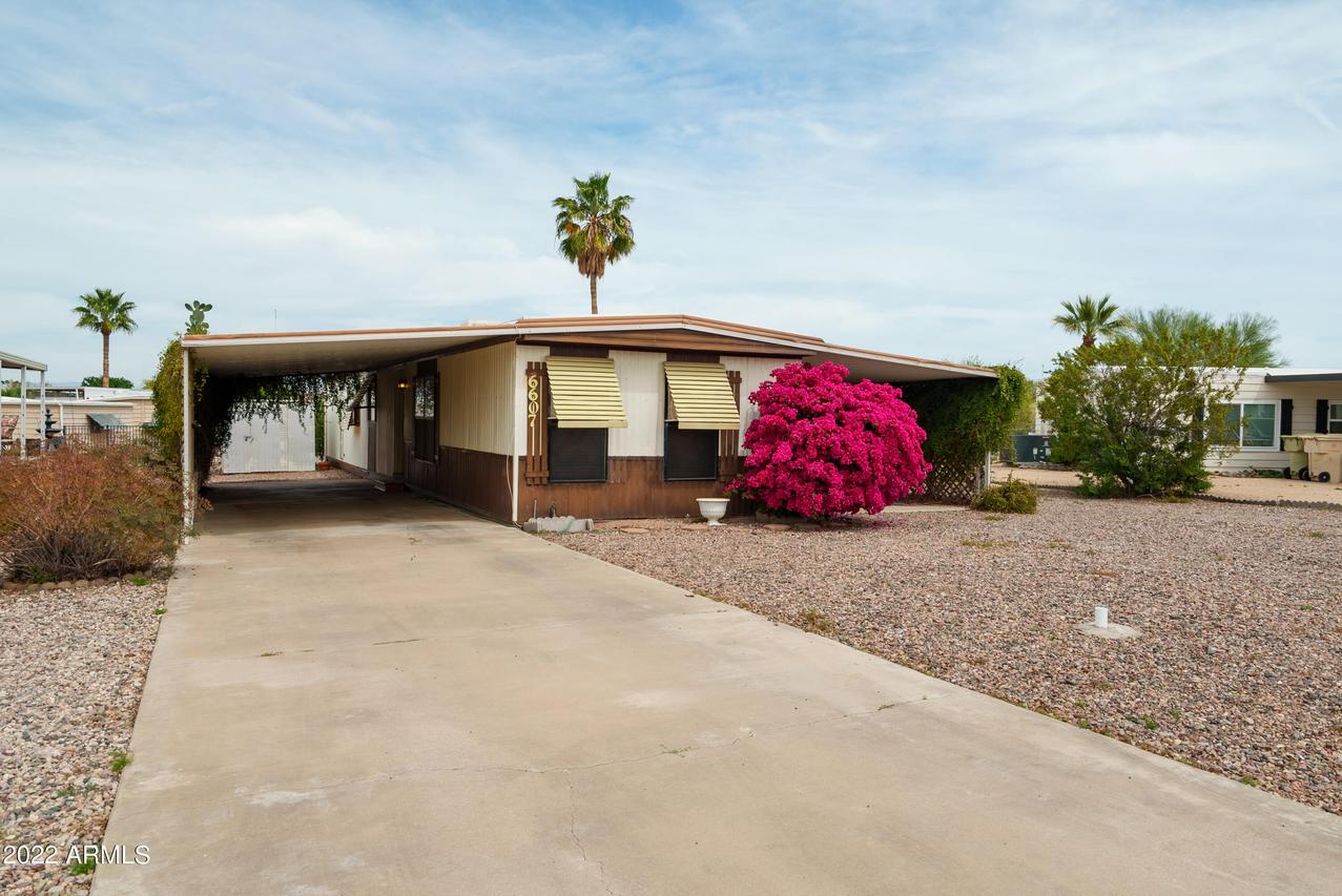 6607 W Camino De La Campana Ave., Glendale, AZ 85308