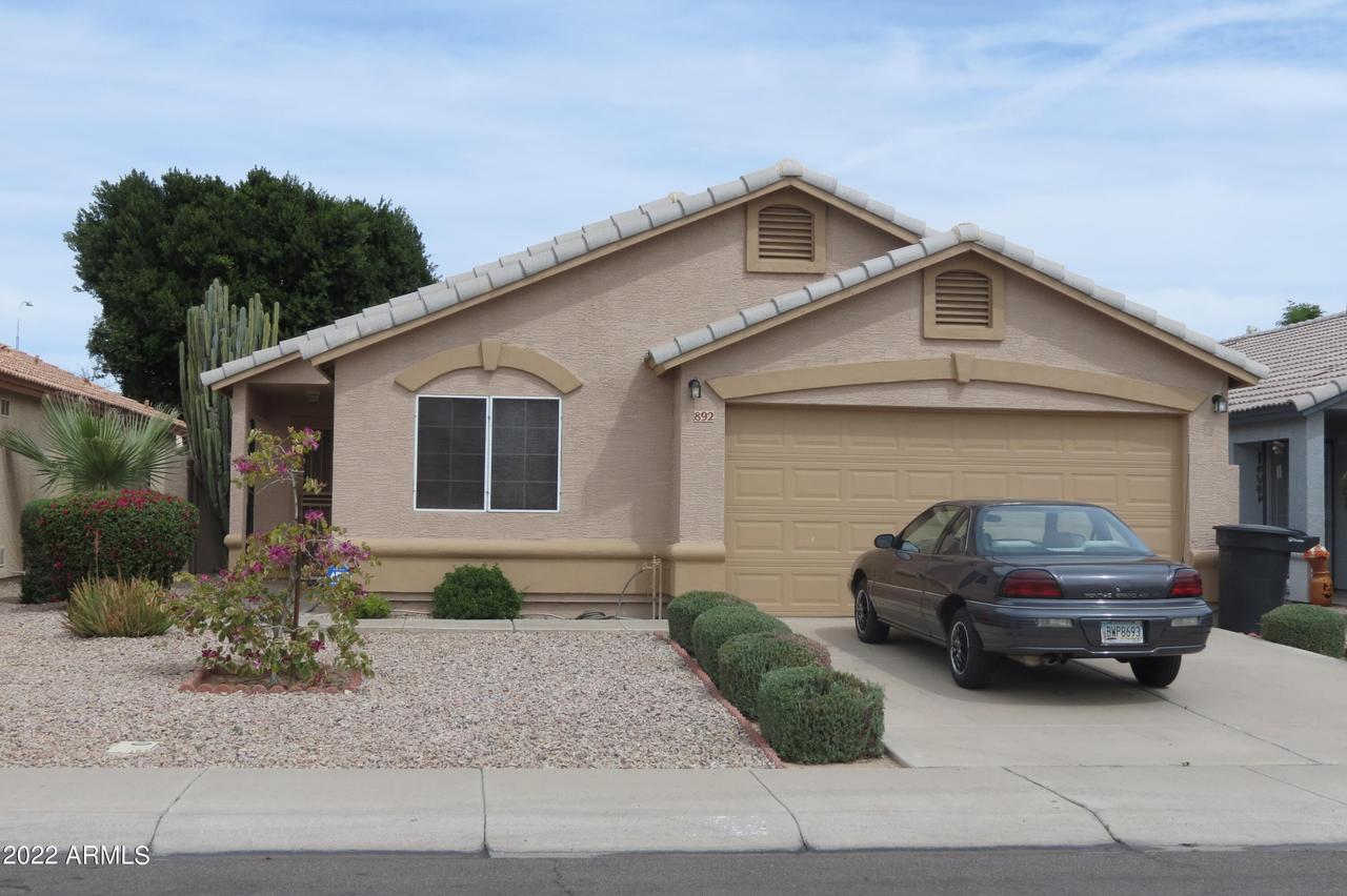 892 E Saragosa St., Chandler, AZ 85225