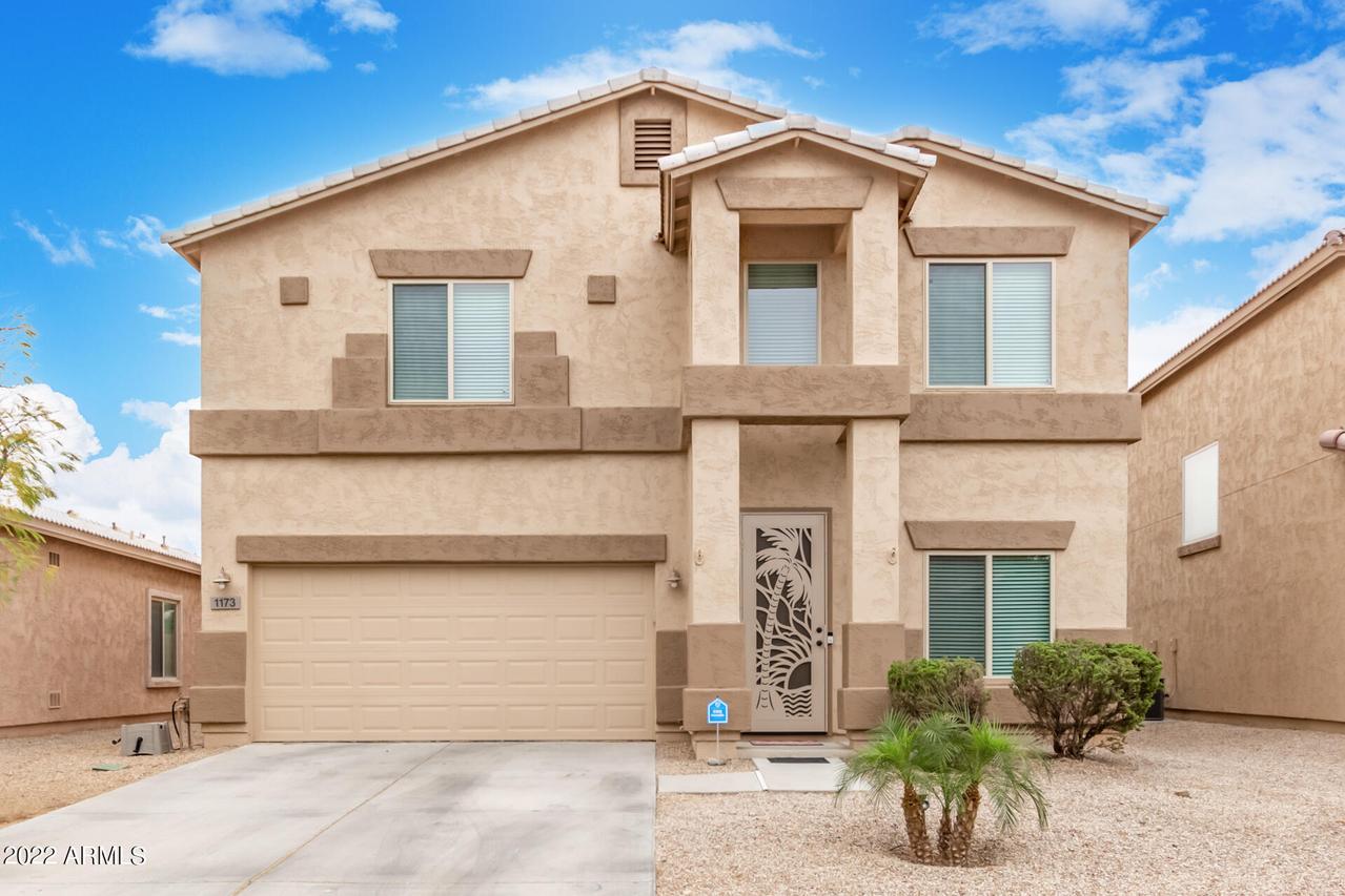 1173 E Country Crossing Way, San Tan Valley, AZ 85143