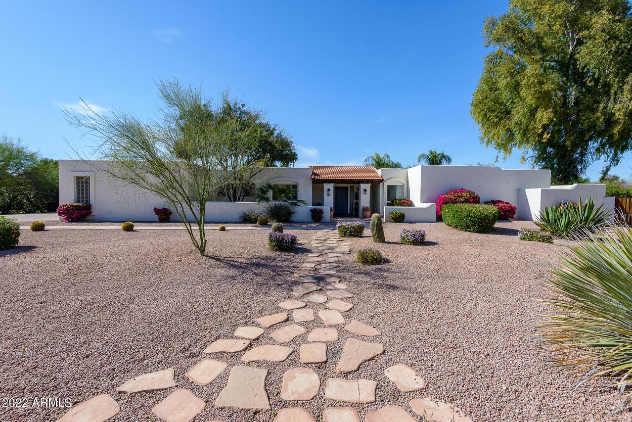 5526 E Shangri La Rd., Scottsdale, AZ 85254