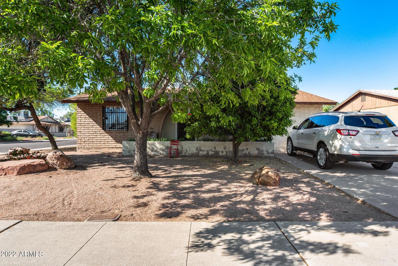 3236 W Acapulco Ln., Phoenix, AZ 85053