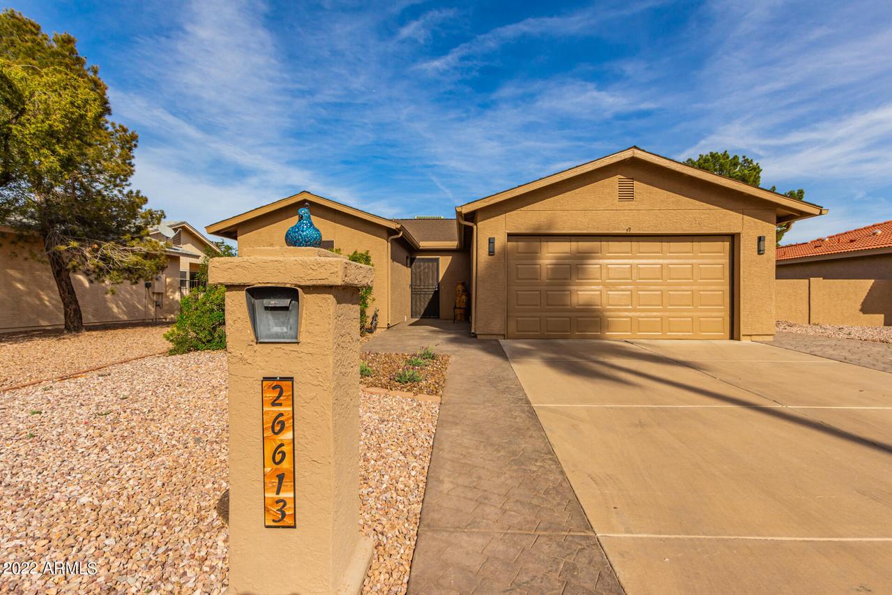 26613 S Eastlake Dr., Sun Lakes, AZ 85248