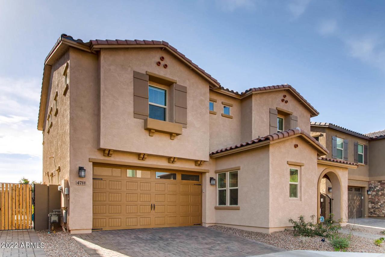 4711 E Daley Ln., Phoenix, AZ 85050