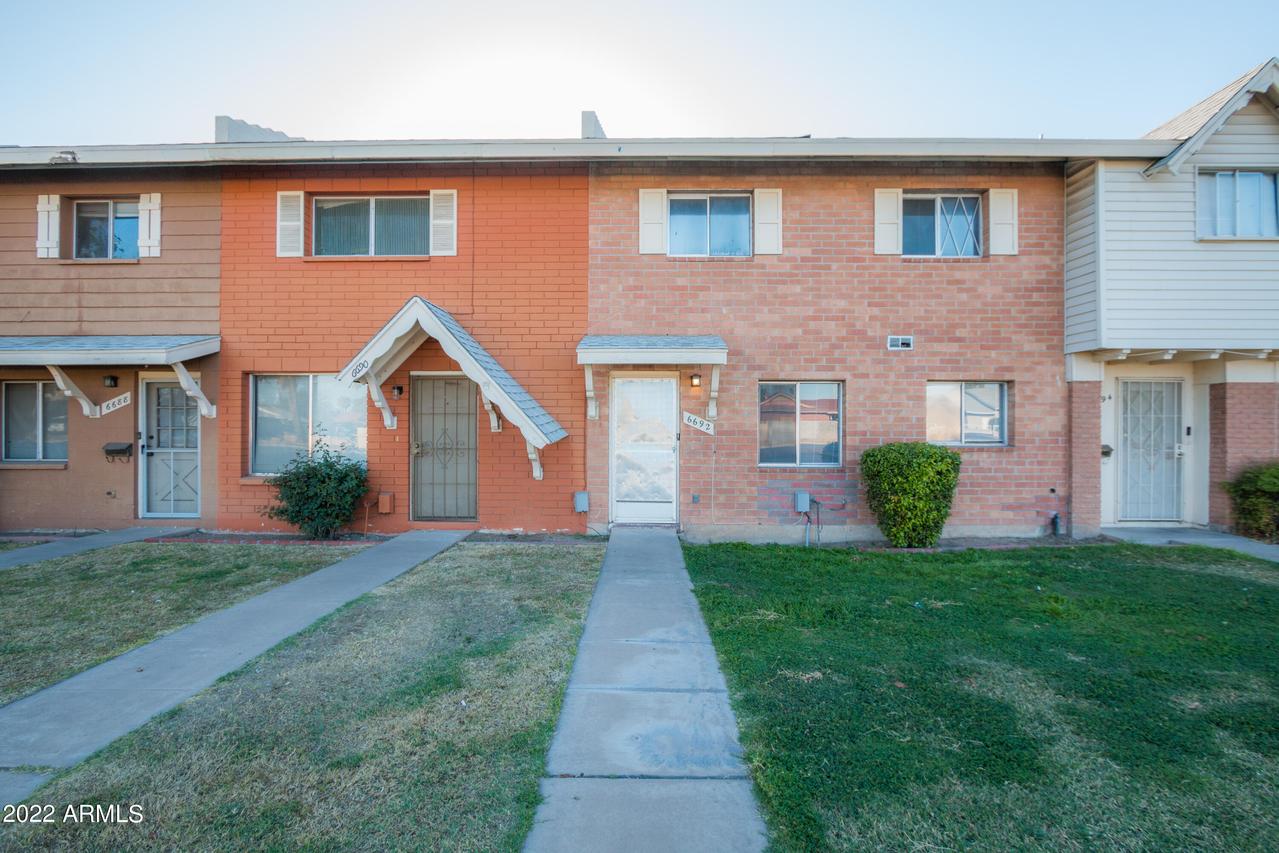 6692 N 43rd Ave., Glendale, AZ 85301