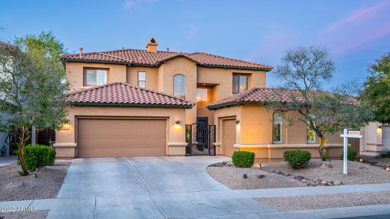 2008 W Calle Marita, Phoenix, AZ 85085