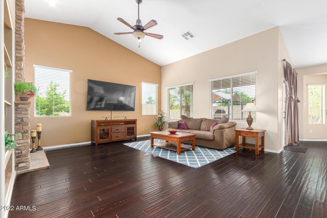 2022 E Jade Dr., Chandler, AZ 85286