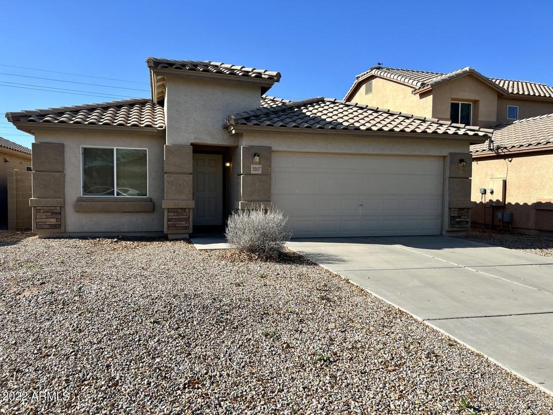 5207 E Silverbell Rd., San Tan Valley, AZ 85143