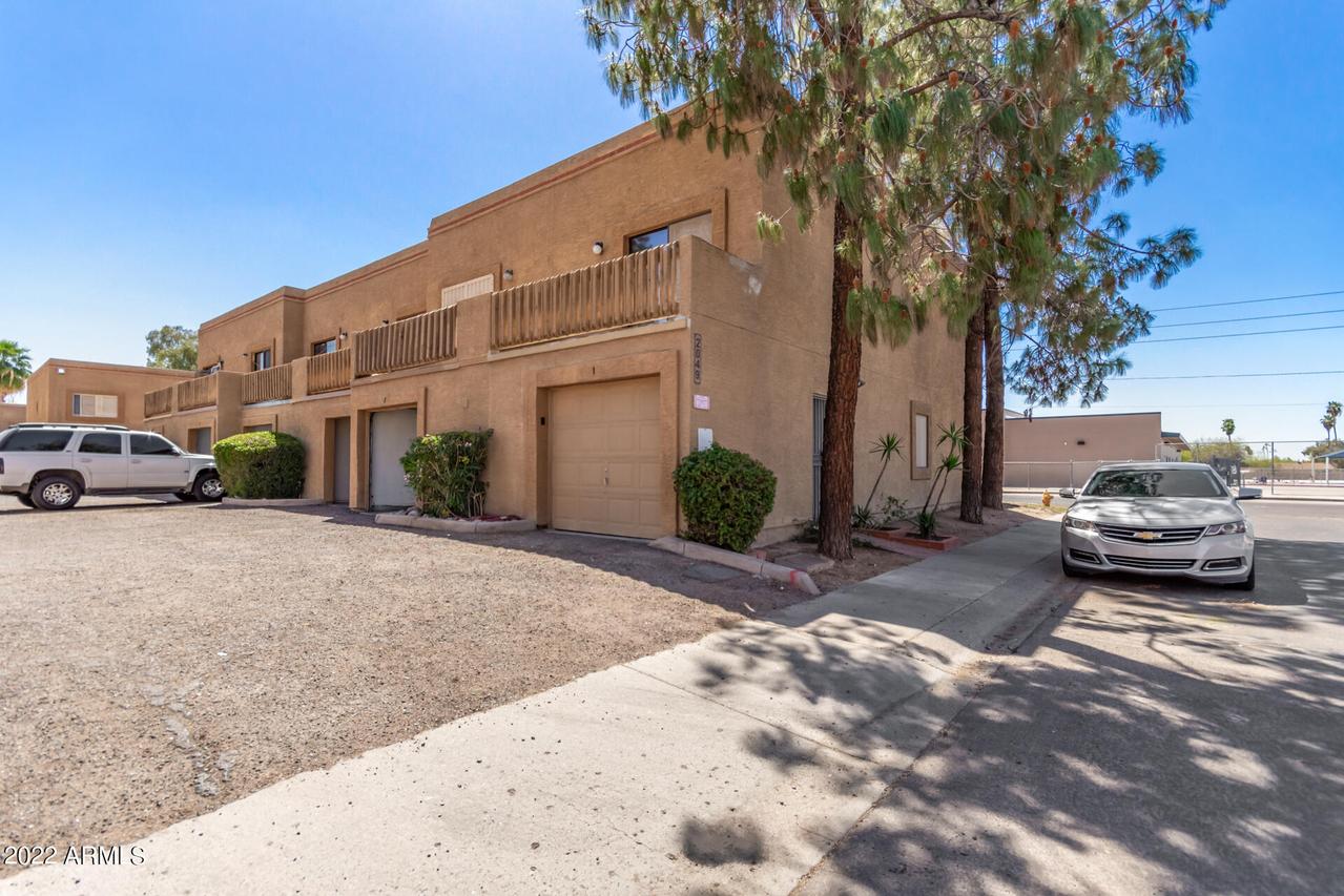 2049 W Bloomfield Rd #1, Phoenix, AZ 85029