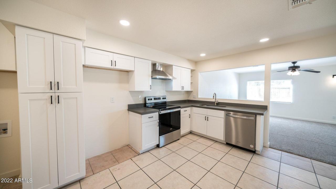 6533 W Mountain View Rd., Glendale, AZ 85302