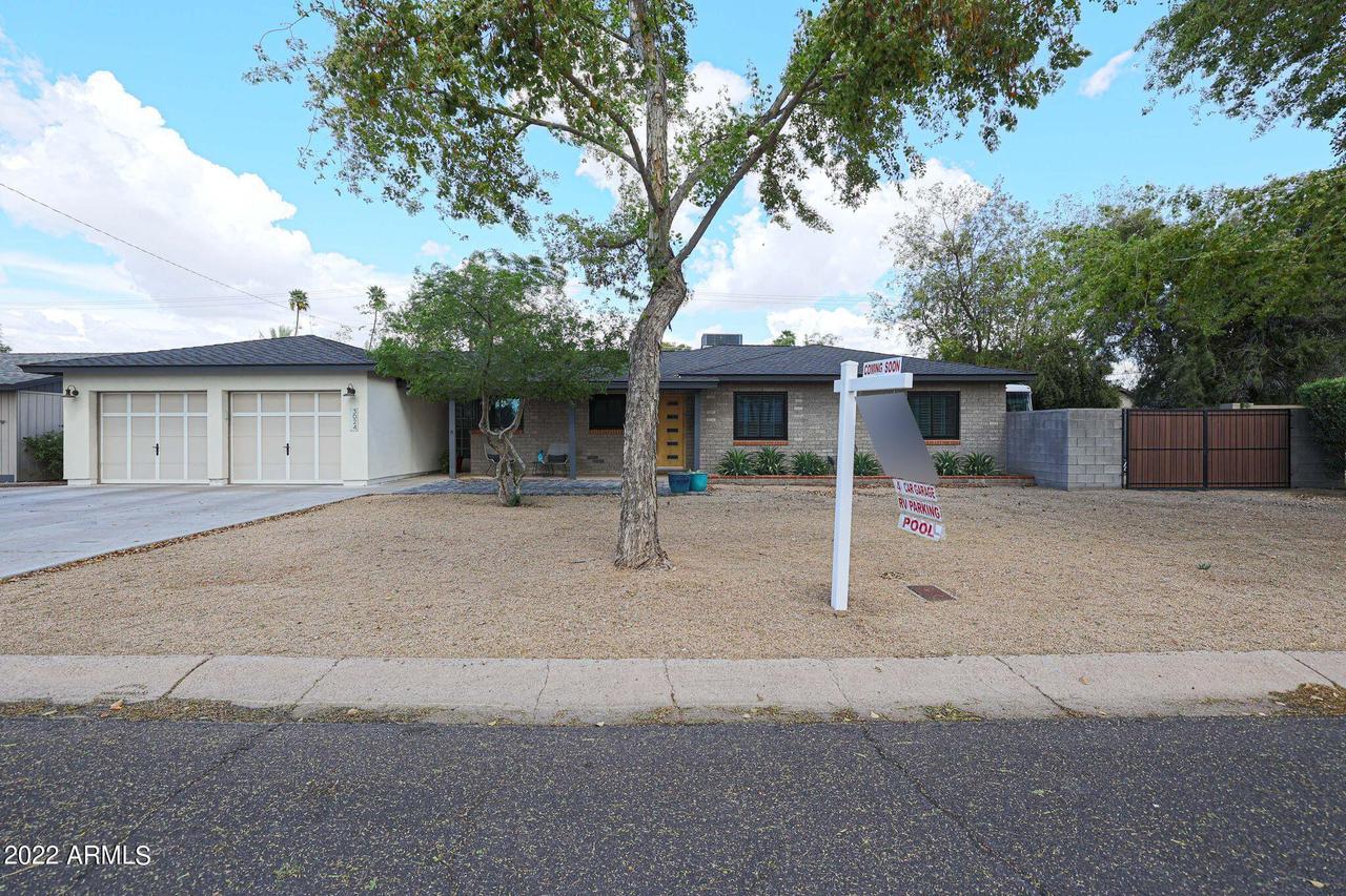 3024 E Roma Ave., Phoenix, AZ 85016