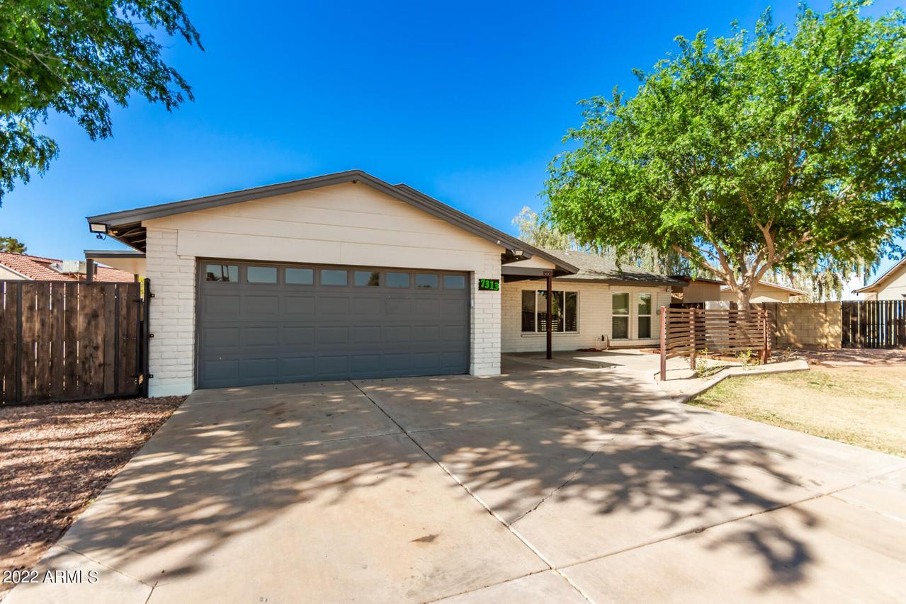 7313 W Charter Oak Rd., Peoria, AZ 85381