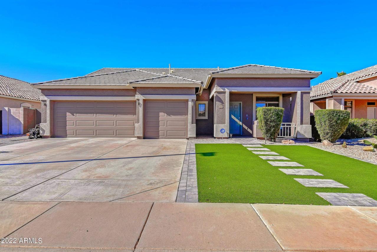 1000 S Pueblo St., Gilbert, AZ 85233