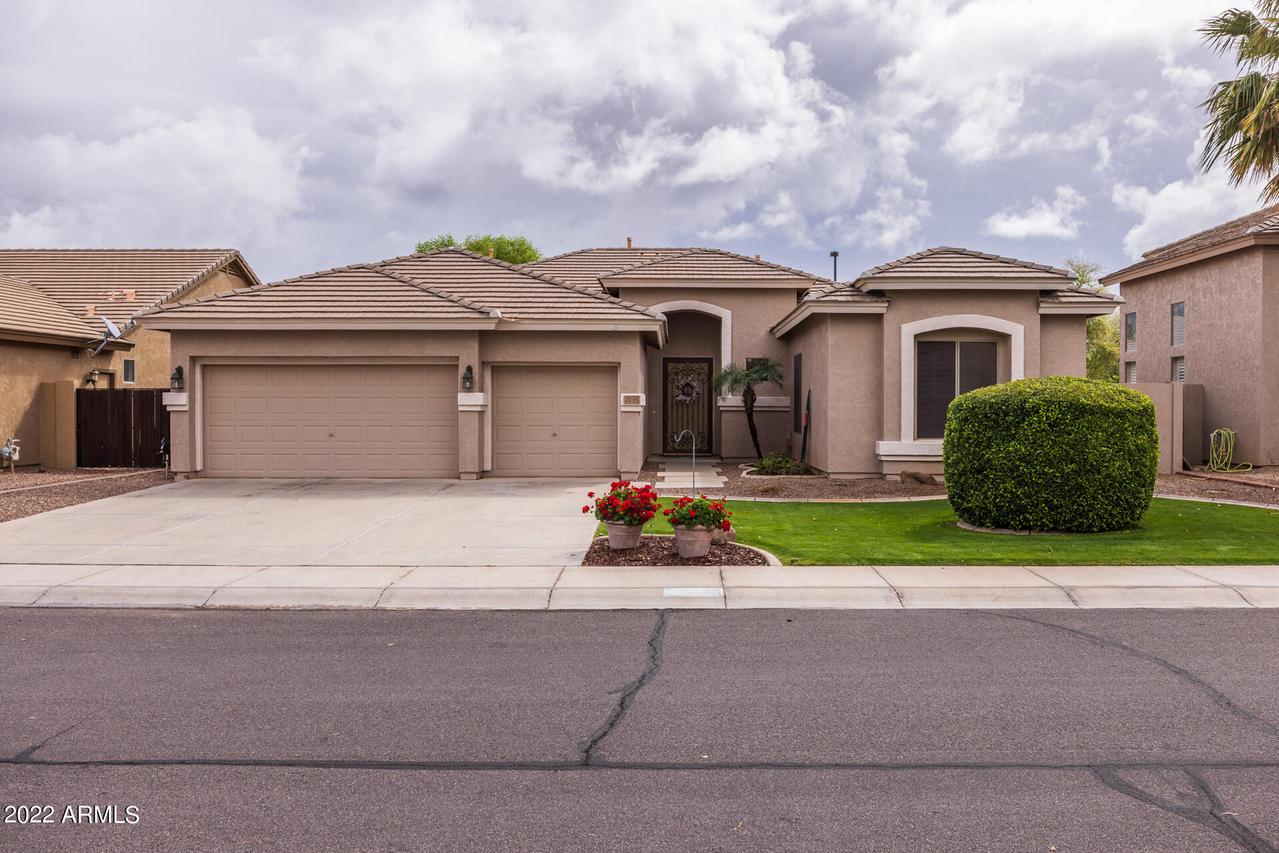 2735 S Ponderosa Dr., Gilbert, AZ 85295