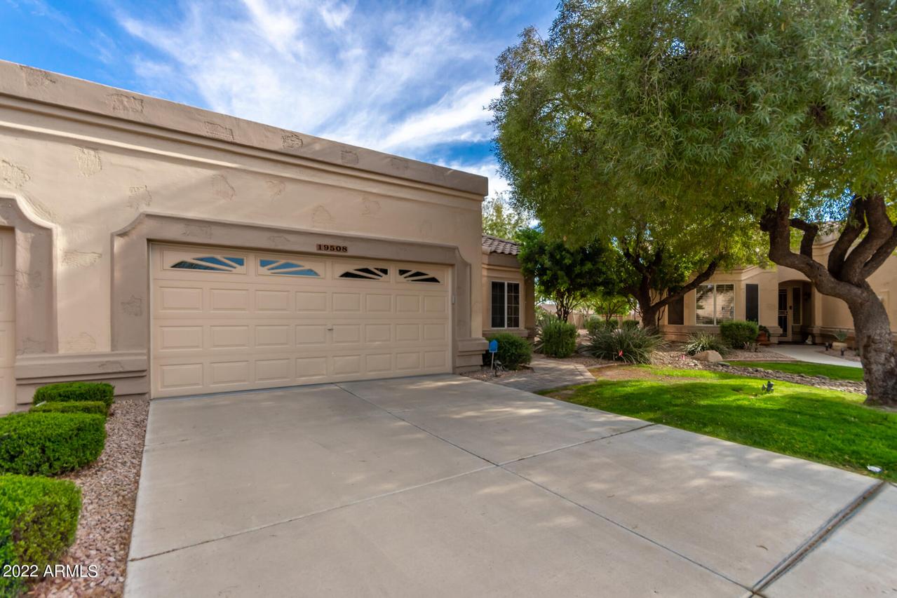 19508 N 88th Dr., Peoria, AZ 85382
